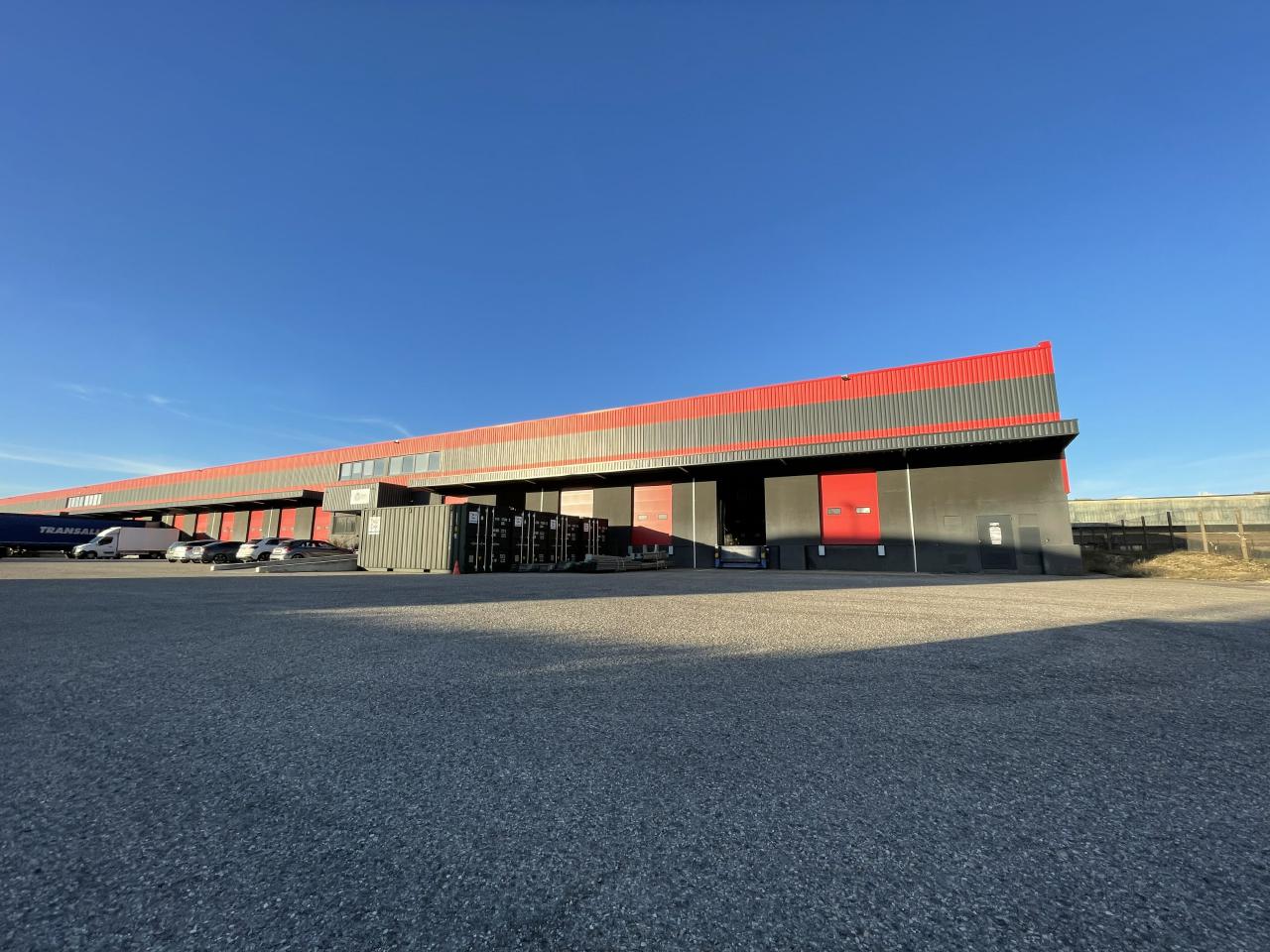 Local d'activité Saint-Quentin-Fallavier 2009m² Vente local d'activité Saint-Quentin-Fallavier Isère OVACT2313116 0